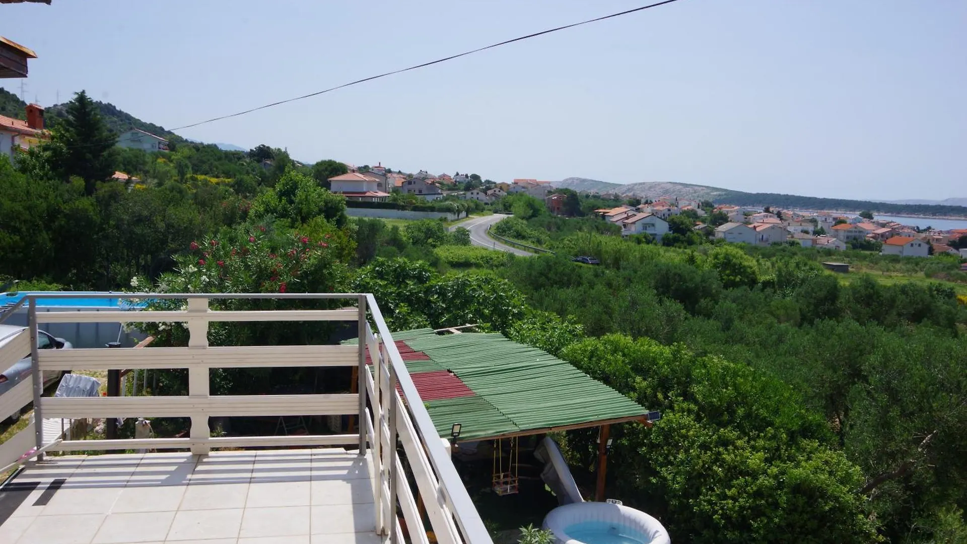 One Bedroom Apartment Banjol